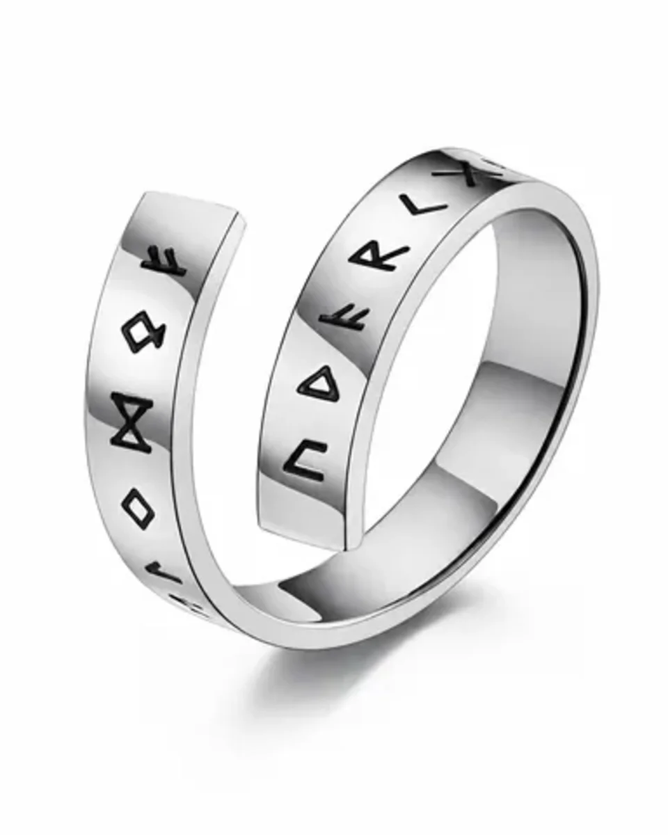 Runring med nordiska runor | Vikingaring med runor